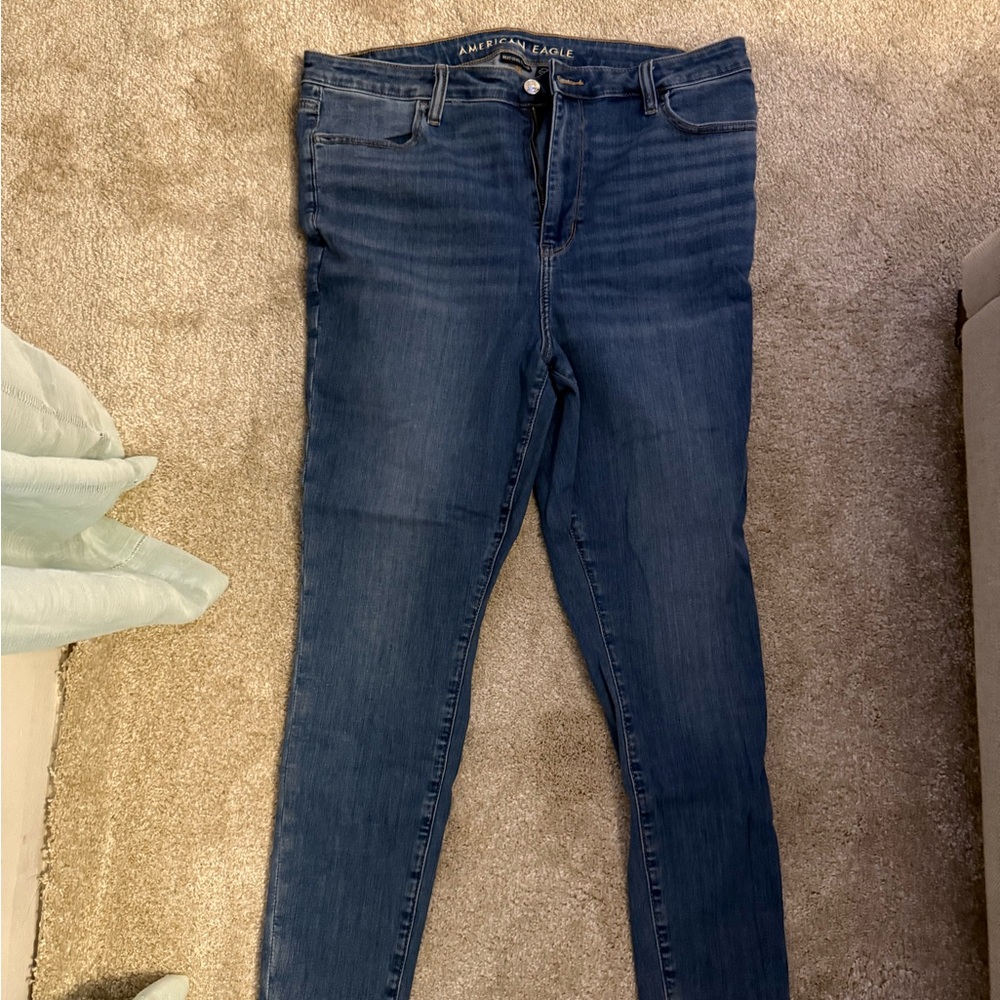 American Eagle High Rise Jeans